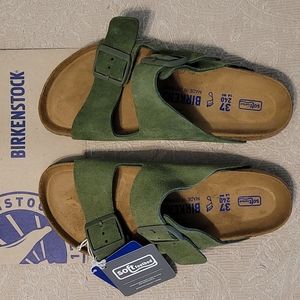 Birkenstock Arizona Lichen Green Sandals size 6